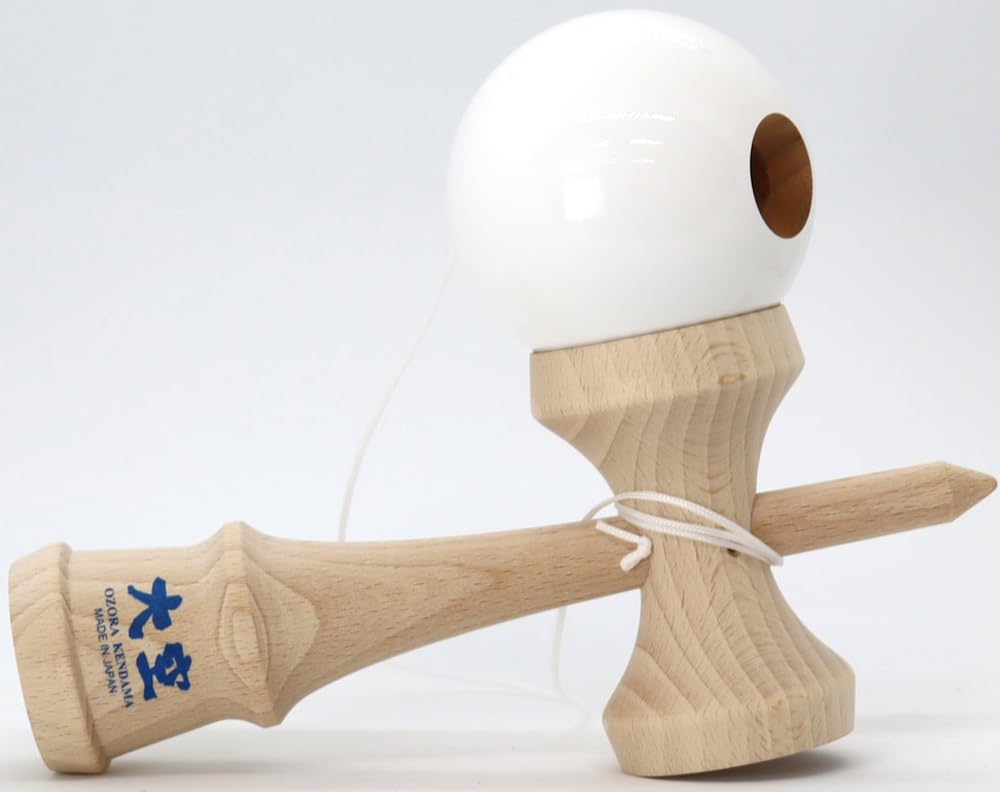 Сертифицированный Японской ассоциацией кендама соревновательный кендама Ozora однотонный белый