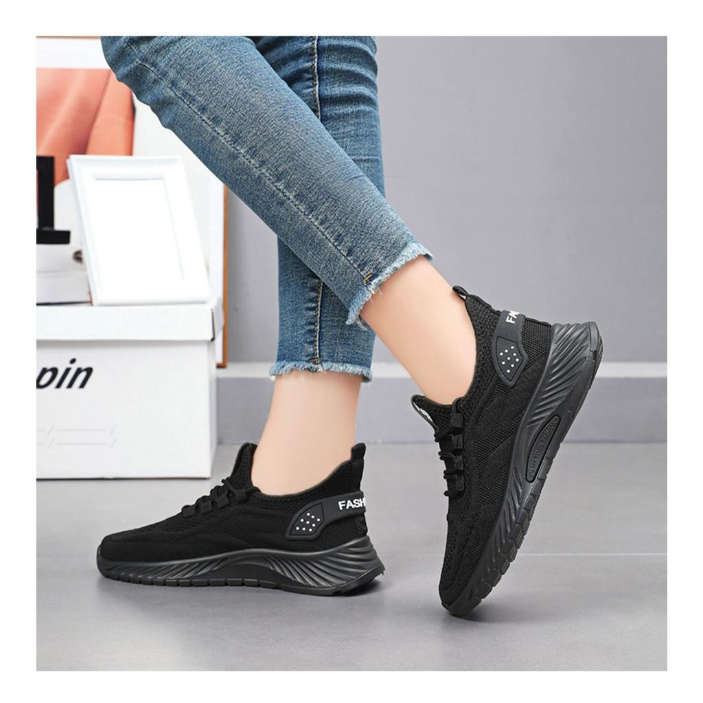 Женские летние летающие плетеные туфли, модная повседневная спортивная обувь, кроссовки с мягкой подошвой