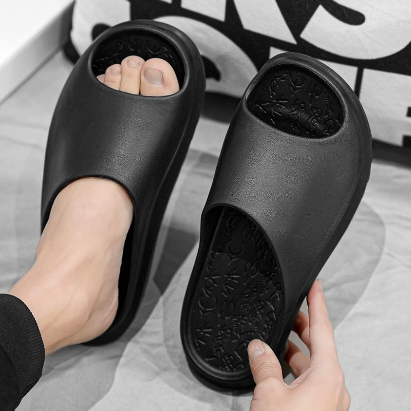 Fashion Designer New Summer Slippers for Men and Women Comfortable Home Non-slip Bathroom Sandals Beach Sandals for Couples