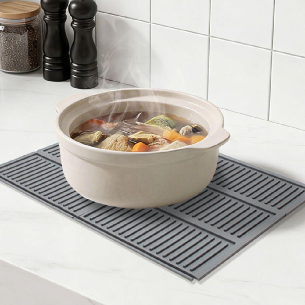 2 Piece Silicone Counter Top Drying Mat Non-Slip Insulated Mat Dish Draining Mat Pot