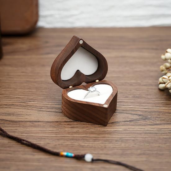 Ring Box Ultra-Light Item Storage Comfortable To Touch Love Heart Shaped Wedding Ring Box Jewelry Container for Home