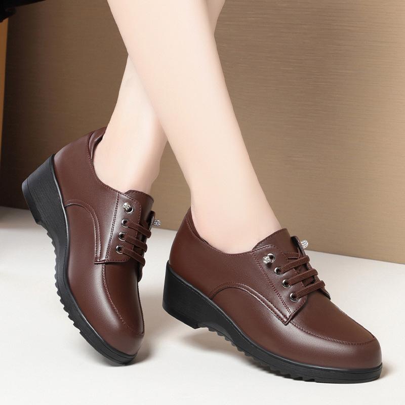 Весна Осень Женская мода Туфли-лодочки Женские туфли из натуральной кожи на танкетке Повседневные туфли для мам на высоком каблуке Комфортные туфли-лодочки