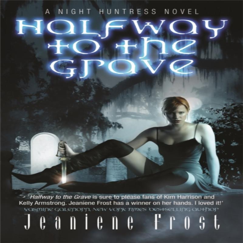 Halfway to the Grave by Jeaniene Frost Paperback Book 9780575093775