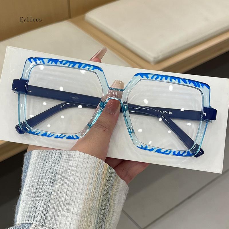 European American Style Glasses Women Irregular Shape Blue Light Blocking Mens Glasses Frame New Stylish Decorative Glass