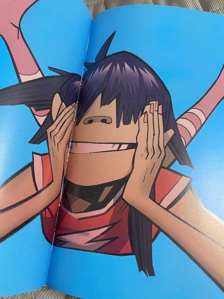 [USED] JAMIE HEWLETT. Jamie Hewlett Art Collection