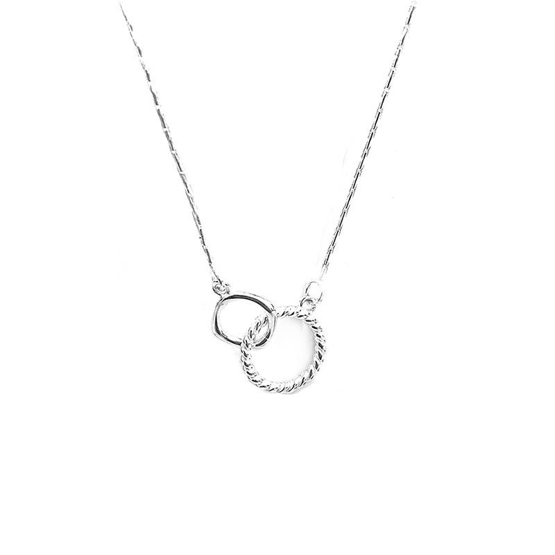 Minimalist Interlocking Necklace for Women's Minimalist Designer Necklaces with A Cool Style Collarbone Chain