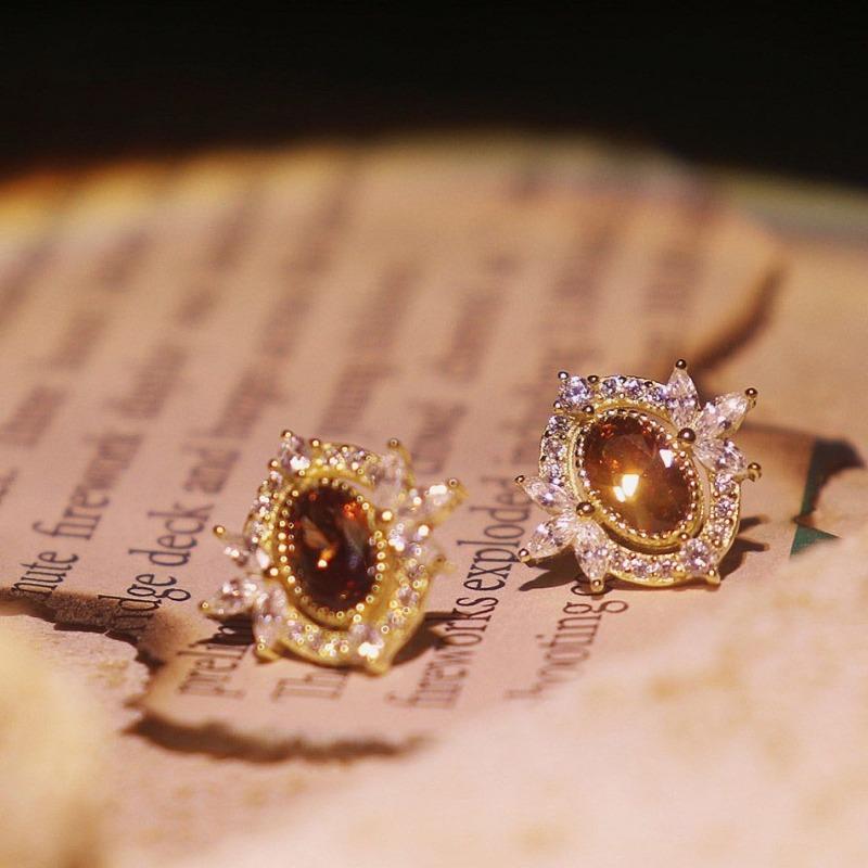 Винтажные серьги в стиле «Court» Light Luxury Crystal для женщин. Овальные серьги-цветы высокого уровня. Украшения для банкета.