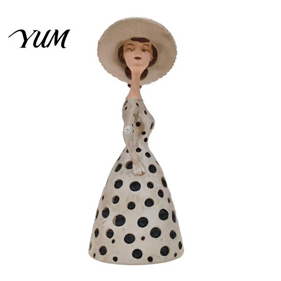 Collectible Art Figurines Vintage Polka Dot Dress Lady/Striped Cat Figurine, Retro Resin Desktop Ornament Unique Home Decor Accents for Decor,