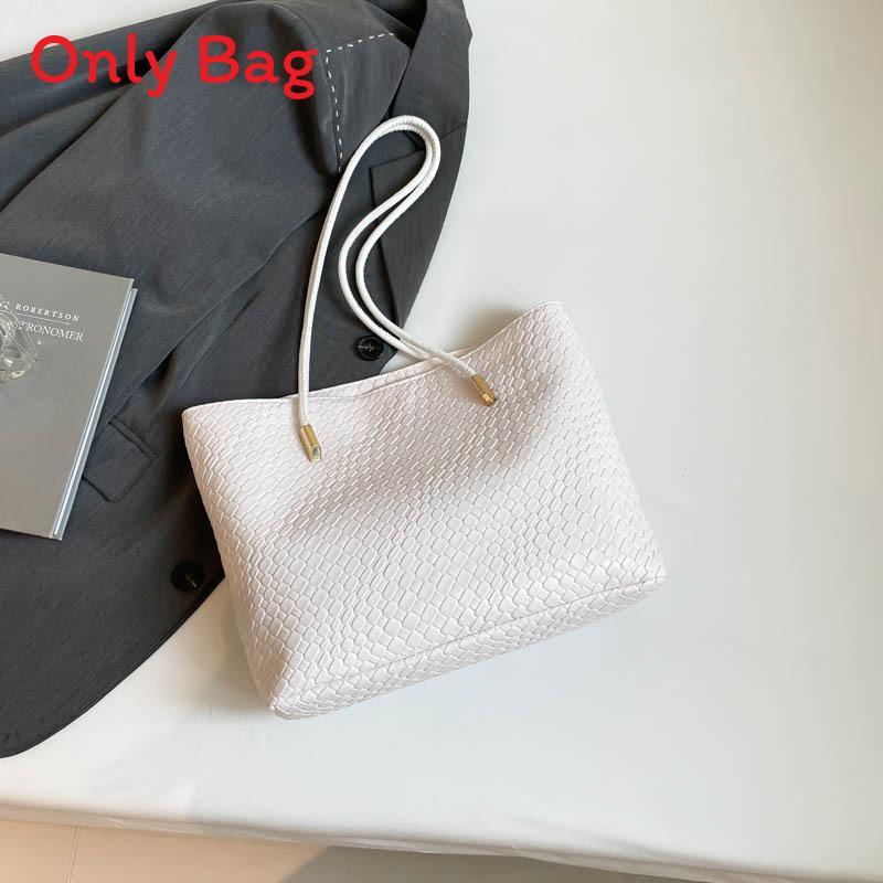 Classic Pu Tote Bag For Women With Elegant Design And Ample Storage For Daily Use