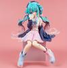 Фигурка Hatsune Miku сидячая из ПВХ пластика 15 см, статуэтка Хацуне Мику декоративная для интерьера.