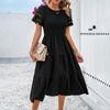 Женское платье с короткими рукавами и круглым вырезом трапециевидной формы со свободным подолом, плиссированным, лоскутным, однотонным