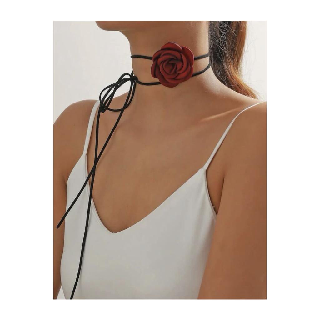 Чокер с бордовой розой