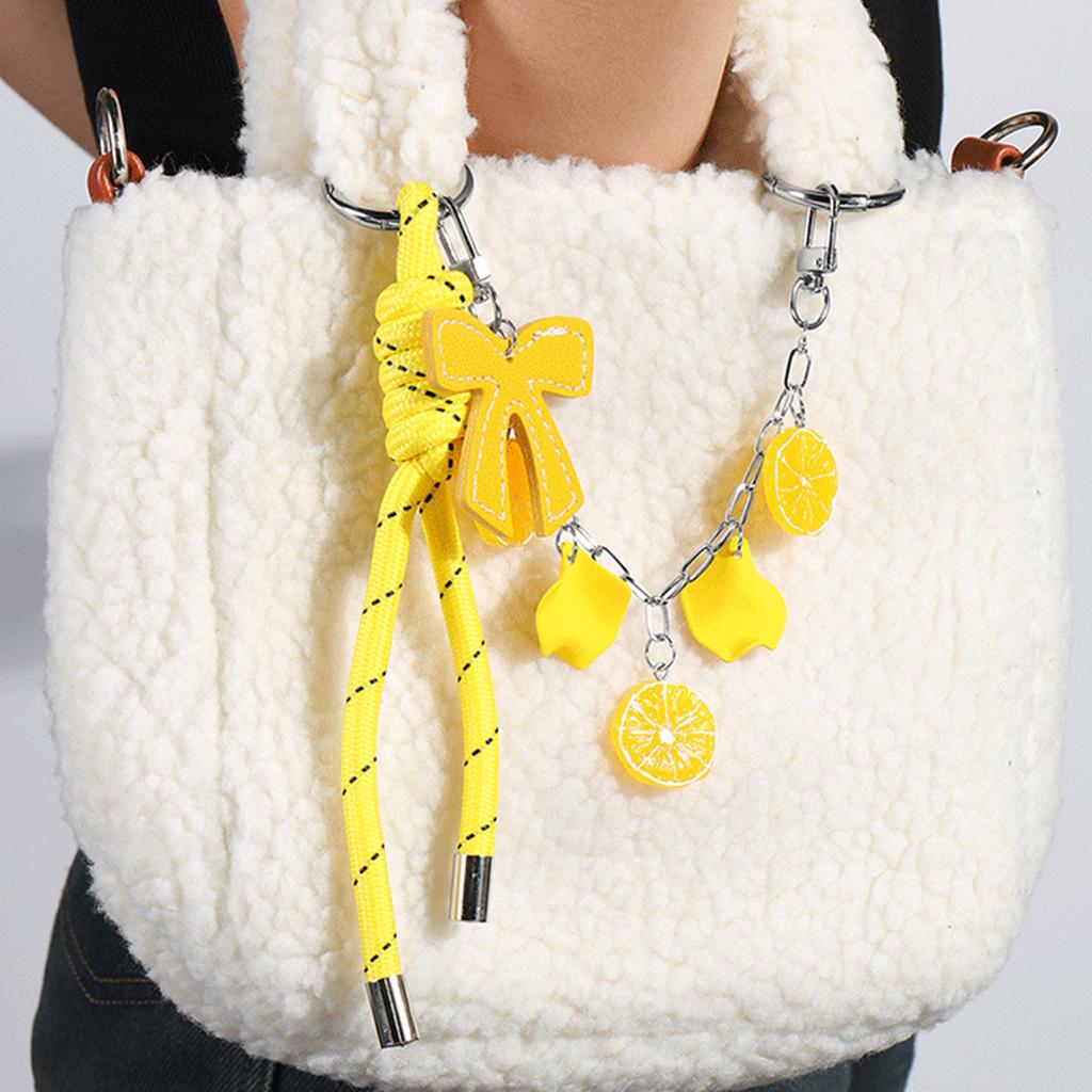 Милая цепочка для сумки с бантиком, эстетичные помпоны, кисточки, подвеска-шарм для сумки через плечо, рюкзака и кошелька для украшения