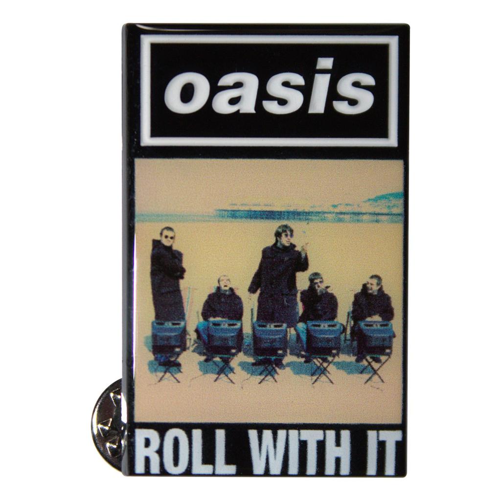 Oasis Roll With It Single Badge