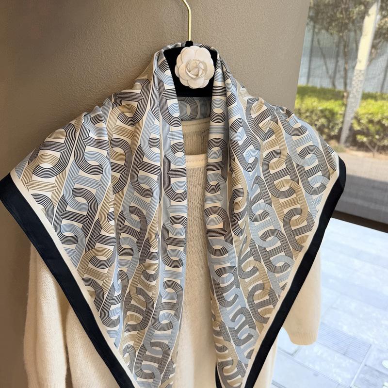 Fashion Old Money Style Belt Versatile Fart Curtain Multi-Functional Triangle Scarf Sunscreen Shawl Women'S High-End Silk Scarf Scarf Scarf