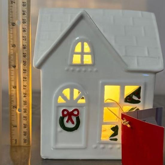 Yousheng Christmas Mini Village House Figurine LED Lighted Winter Resin Town Cottage Tiny Desktop White House Ornament for Home Shelf Cabinet Table