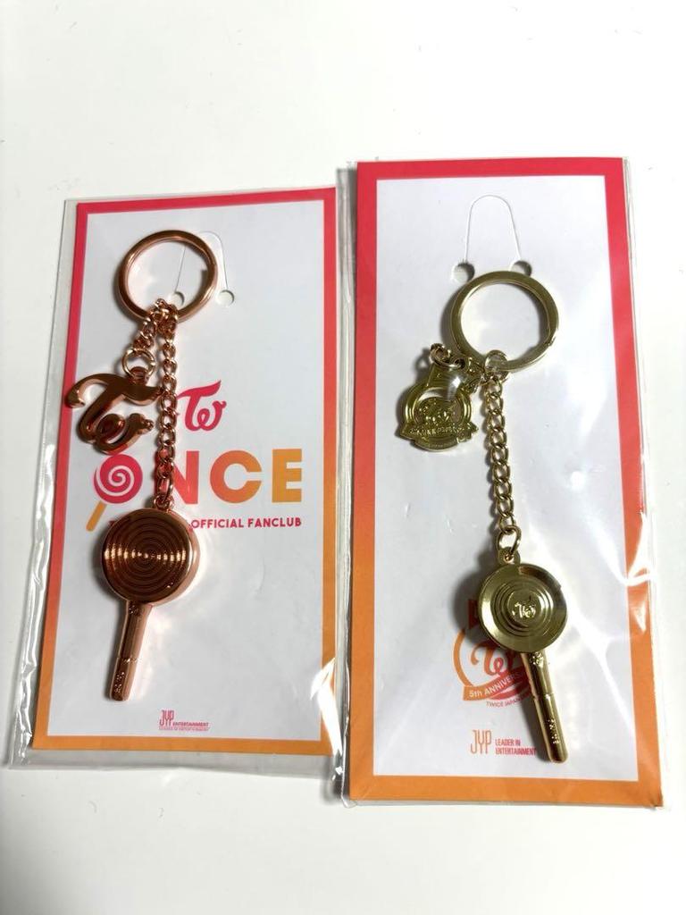 [USED] TWICE Fan Club Benefits