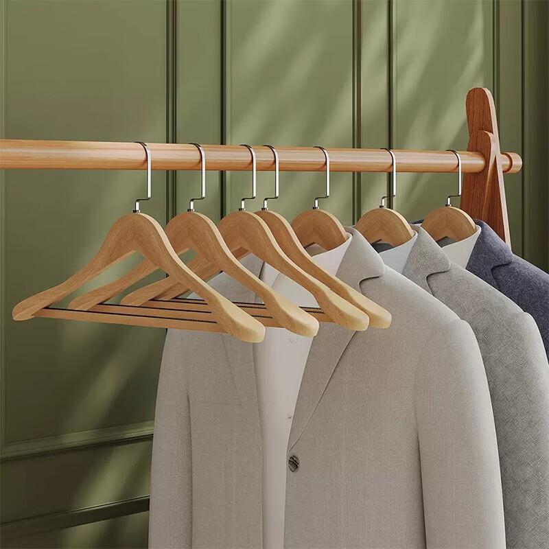 Вешалка для костюма и пальто из массива дерева с широкими плечиками