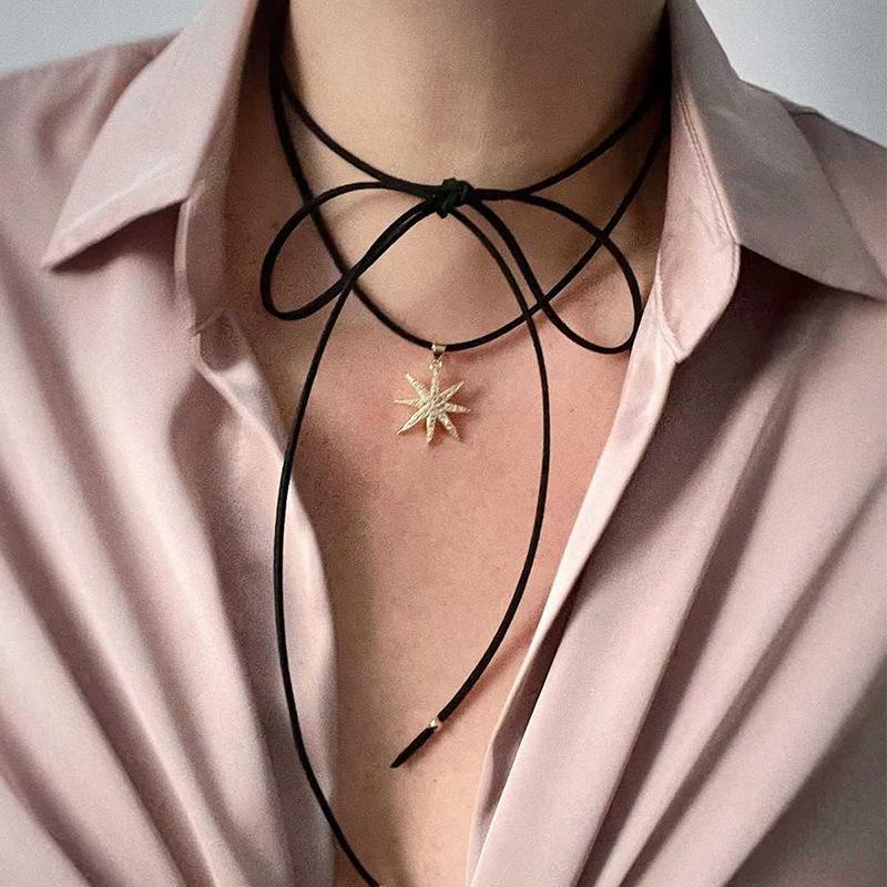 Jewelry Personalized Rope Chain Love Pendant Niche Star Butterfly Necklace Diamond Cross Necklace Women