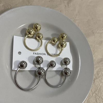 Французские ретро серьги с металлическими бусинами: Трендовый, Стильный и Модный Дизайн