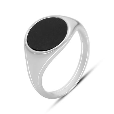 Серебряное кольцо с натуральным ониксом, вес изделия 2,67 гр (60002126)