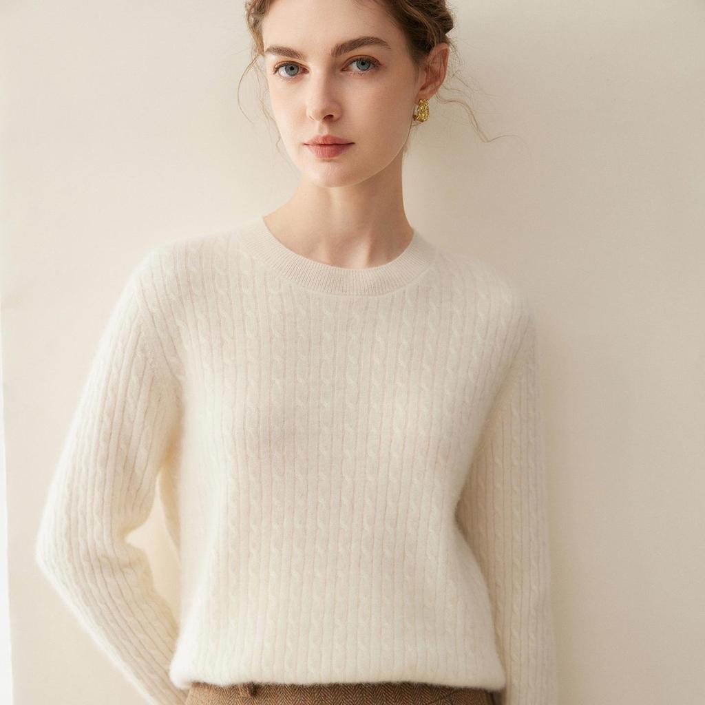 Women's 100% Cashmere Cable Knit Sweater: Winter 2026 Loose Pullover with Round Neck and Long Sleeves