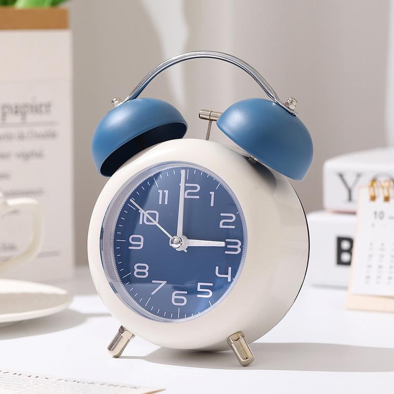 Супер громкий мультяшный металлический настольный будильник - тихий, креативный цифровой будильник