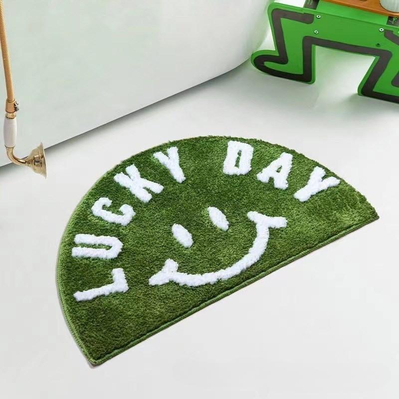 Cartoon Smiley Face Imitation Cashmere Floor Mat, Home Entrance Hall Mat, Bathroom Entrance Mat, Absorbent and Non Slip Foot Mat