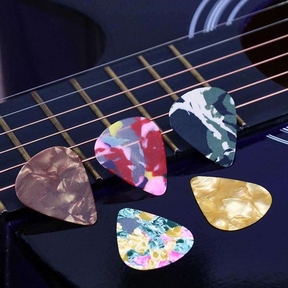 100 Pcs 0.46/0.71/0.96mm Gifts Shrapnel Ukulele Celluloid Electric Guitar Picks with Box Plectrum