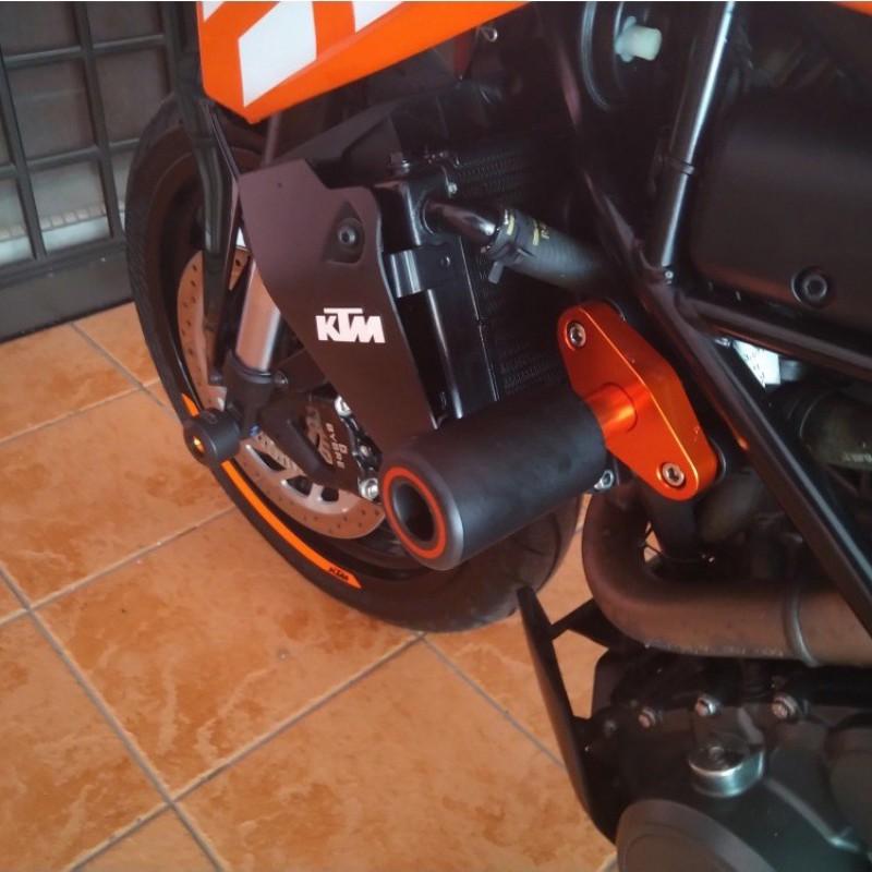 CNC Aluminum Crash Protector Balls KTM Duke 125 200 250 390 Motorcycle Frame Guard Anti-Slip Impact Protection