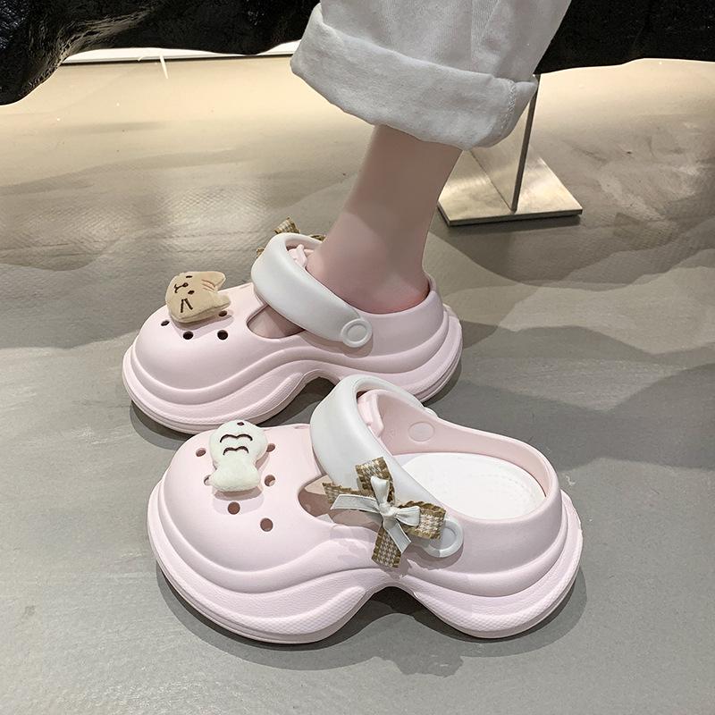 Cute thick-soled Mary Jane hole shoes women's 2025 new height increase summer wear beach non-slip cool slippers women