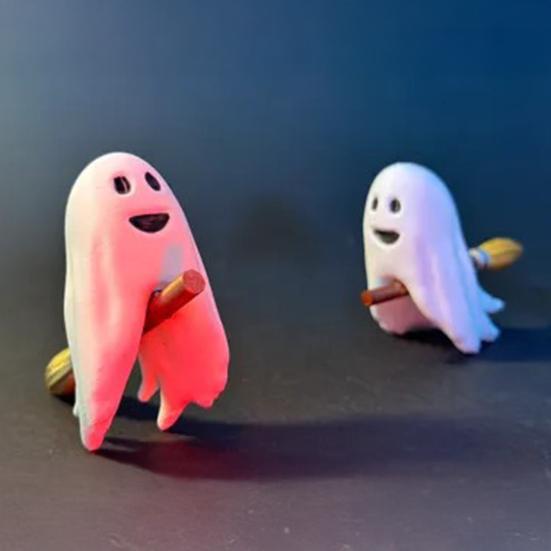 Хэллоуин Фигурка Привидения Милое Маленькое Привидение на Метле Статуэтка Мини Пластиковое Привидение Хэллоуин Настольный Декор для Многоярусного Подноса Книжной Полки Письменного Стола Декор