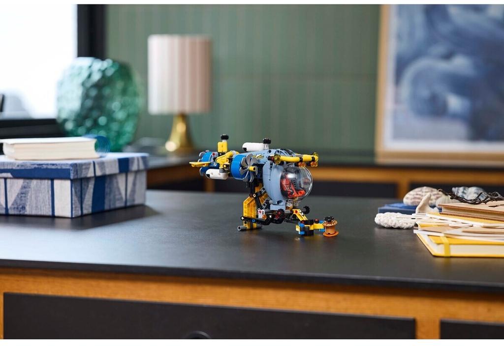 LEGO Конструктор Technic – Глубоководная исследовательская подводная лодка (42201)