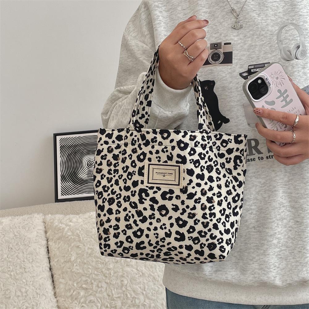 Женская сумка-тоут большой вместимости с цветочным принтом из холста — универсальный аксессуар для шопинга и поездок на работу