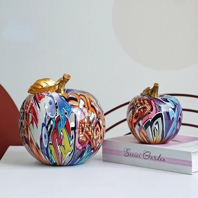 Graffiti Apple Figurines Modern Decor Living Room Decoration Resin Art Crafts Colorful Fruit Statues for Cabinet Door Entrance