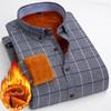 Мужские рубашки с длинным рукавом 2026 Осень Зима Новые Теплые Плюс Бархат Толстый Хлопок Лацкан Повседневные Клетчатые Рубашки Бренд Мужская Одежда