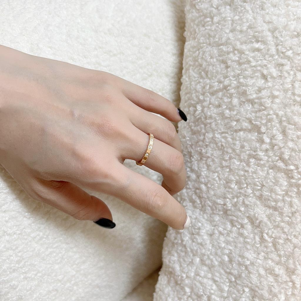 2023 Новое Винтажное Горячее Бренд Женское Кольцо Бриллиант Роскошные Ювелирные Изделия Для Женщин Дизайнер Чистое 925 Стерлинговое Серебро Модные Женские Кольца