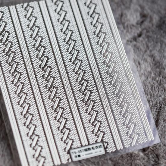 Слайдер для ногтей Разные формы Гравированный узор 5D эффект Шерстяной белый Снежинка Крыло Цветная наклейка для ногтей