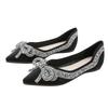 Fashion Plus Size 35-43 Autumn New Fashion Women Shoes Fashion Women Bling Crystal Bow Pointed Toe Flats Shoes Slip on Women Boat Shoes
