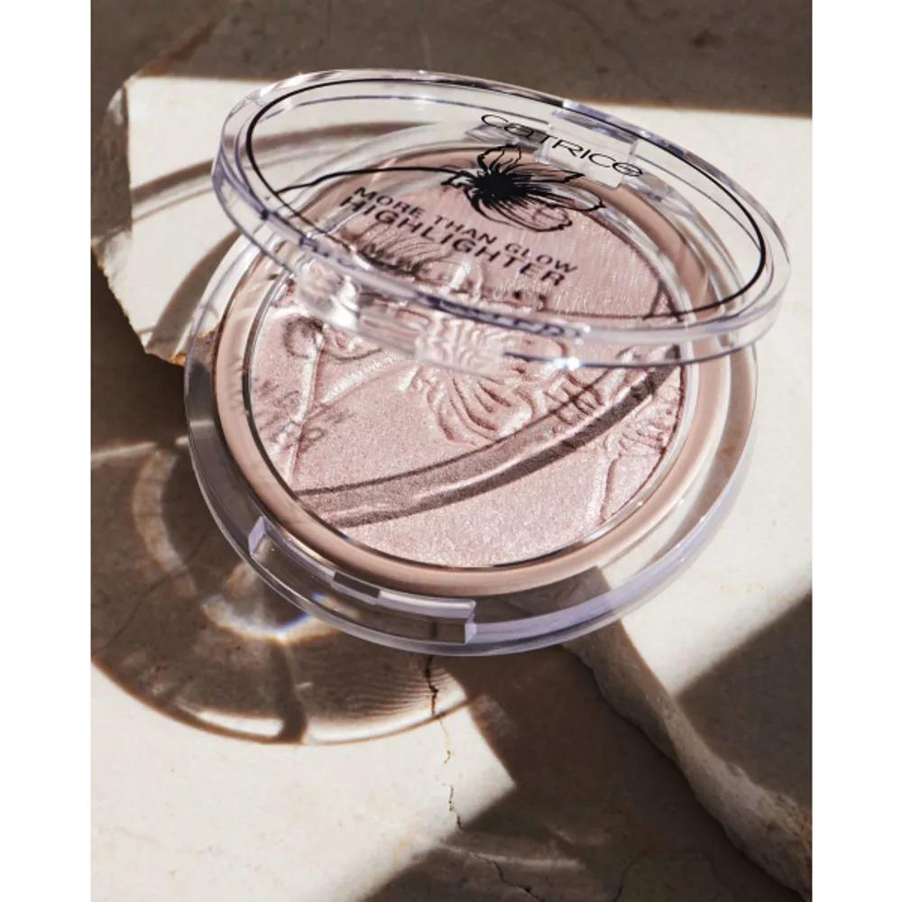 Catrice Хайлайтер More Than Glow 020 Supreme Rose Beam 5,9 г