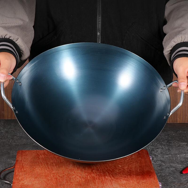 Long Zhen Chu 38cm Traditional Pre-Seasoned Iron Wok