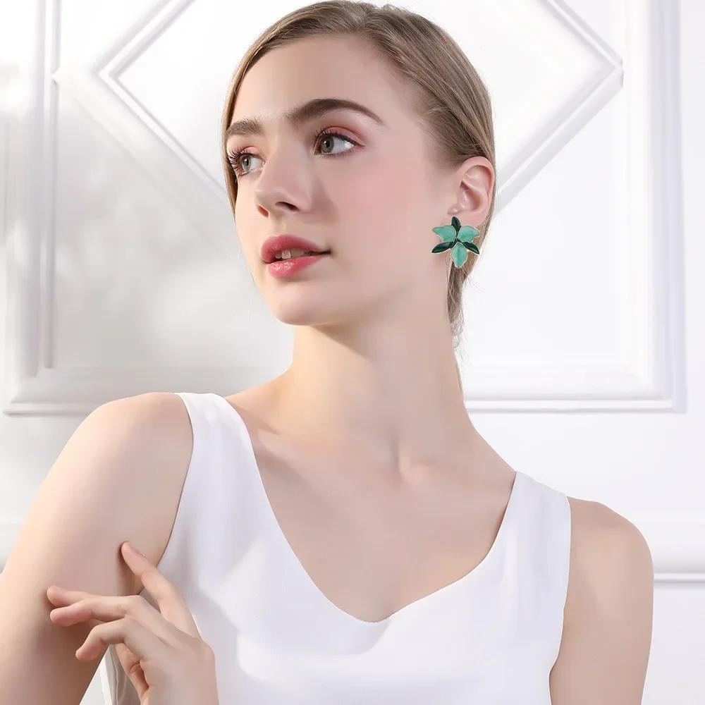European New Fashion Simple Design Sense Alloy Dripping Flower Stud Earrings for Women Versatile Elegant Enamel Elegant Earrings