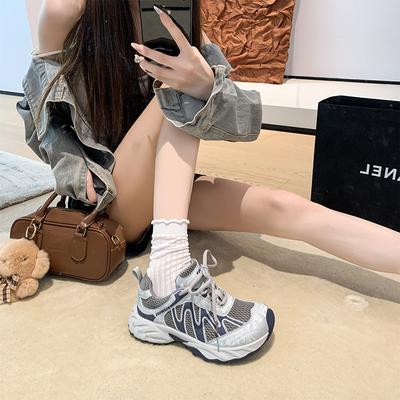 Женская обувь – Кроссовки