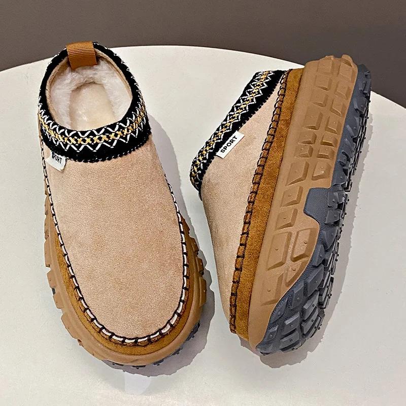 Fashion 2025 New Warm Plush Platform Boots Women Non-slip Thick Sole Luxury Designer Snow Boots Winter Faux Suede Ankle Boots Slippers