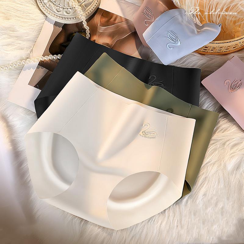 Ледяной шелк Женское нижнее белье Средняя посадка Ледяной шелк 3D Подтягивающие ягодицы Бесшовные хлопковые трусы M-XL