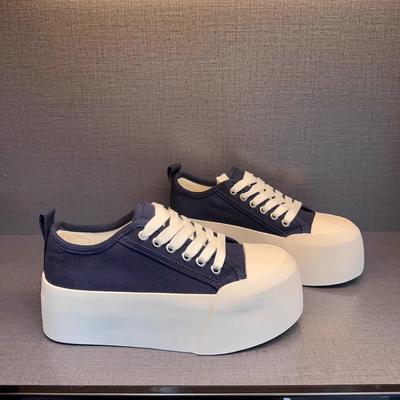 Женские парусиновые туфли на толстой подошве, увеличивающие рост. Летние новые простые и универсальные однотонные низкие повседневные кроссовки со шнуровкой