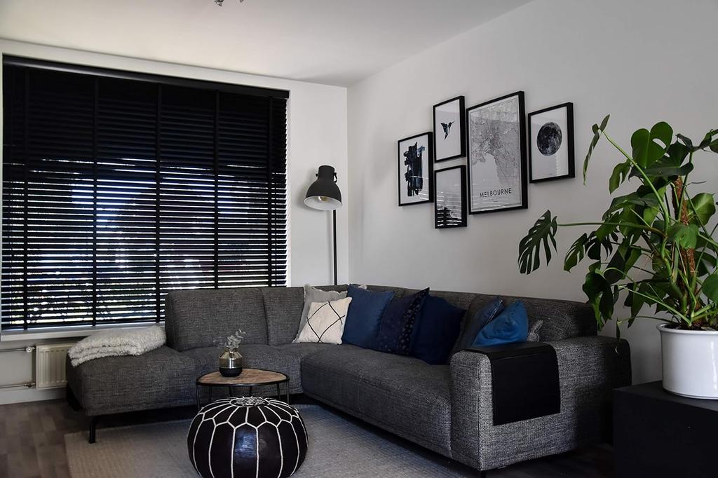 Пуф ручной работы из натуральной кожи черного марокканского стиля – без наполнителя, с замысловатой вышивкой – многофункциональный пуф