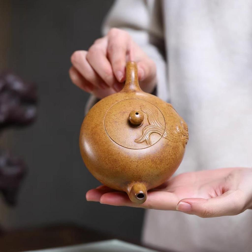 Auspicious Dragon Bone Gold Sand Yixing Zisha Teapot 340cc Large Capacity