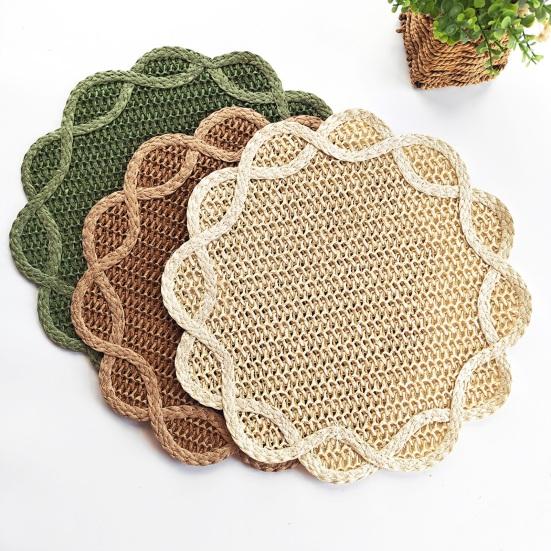 Woven Placemat Heat Insulation Non-Slip Table Mat Retro Petal Shape Dining Mat
