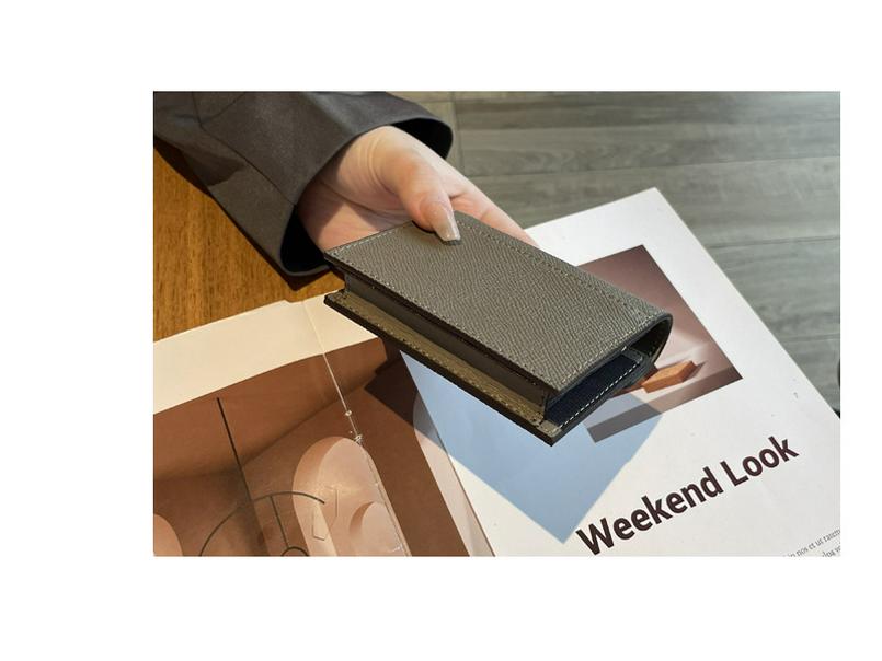 2025 Женский держатель для карт из натуральной кожи: Стильная, изысканная сумка для ID с множеством отделений и антимагнитной коровьей кожей.